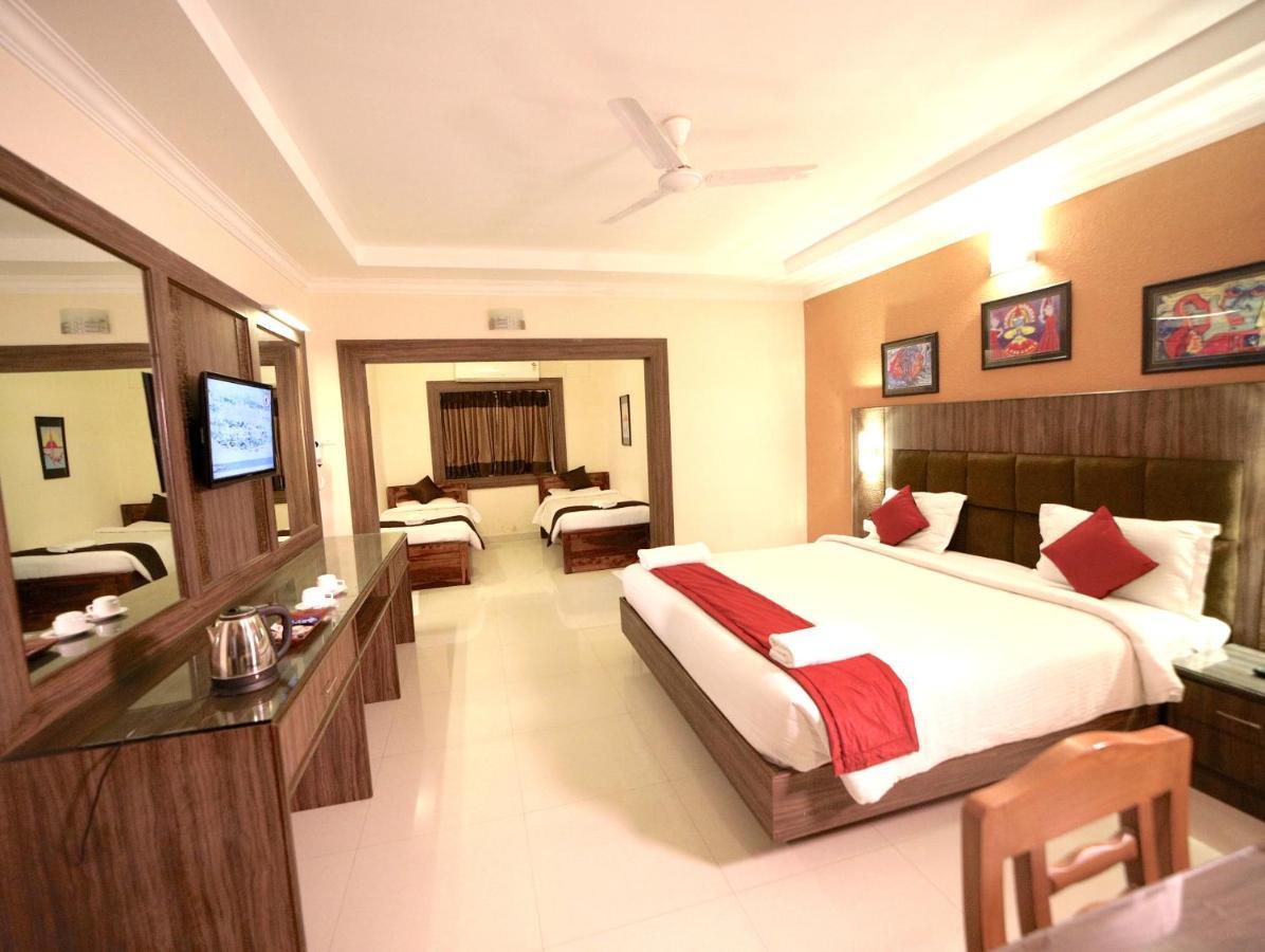 Celebrity Resort - Near Isha Yoga Alāndurai Zewnętrze zdjęcie