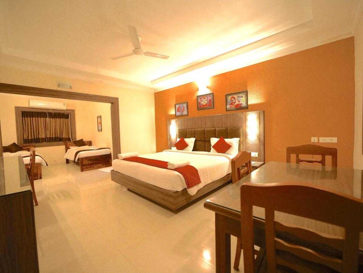 Celebrity Resort - Near Isha Yoga Alāndurai Zewnętrze zdjęcie