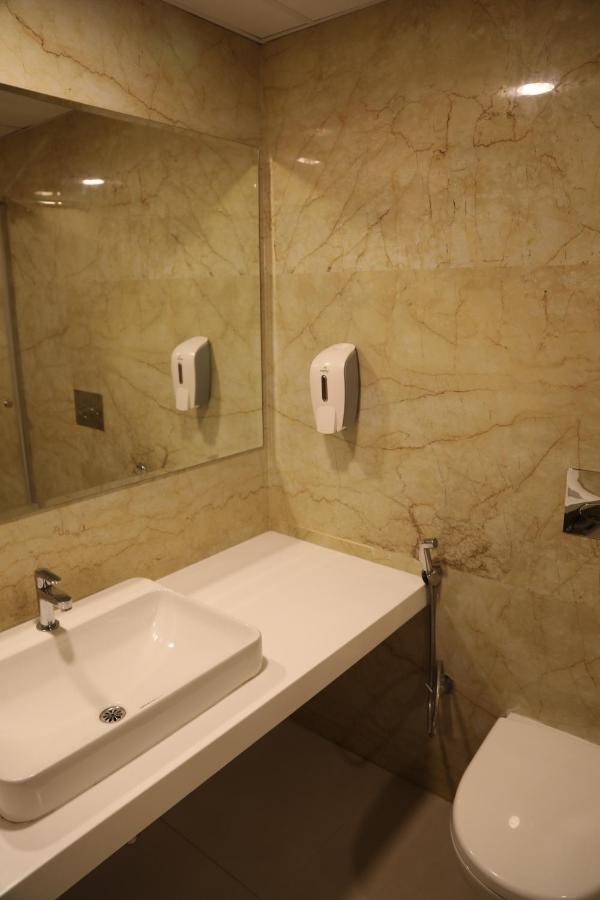 Celebrity Resort - Near Isha Yoga Alāndurai Zewnętrze zdjęcie
