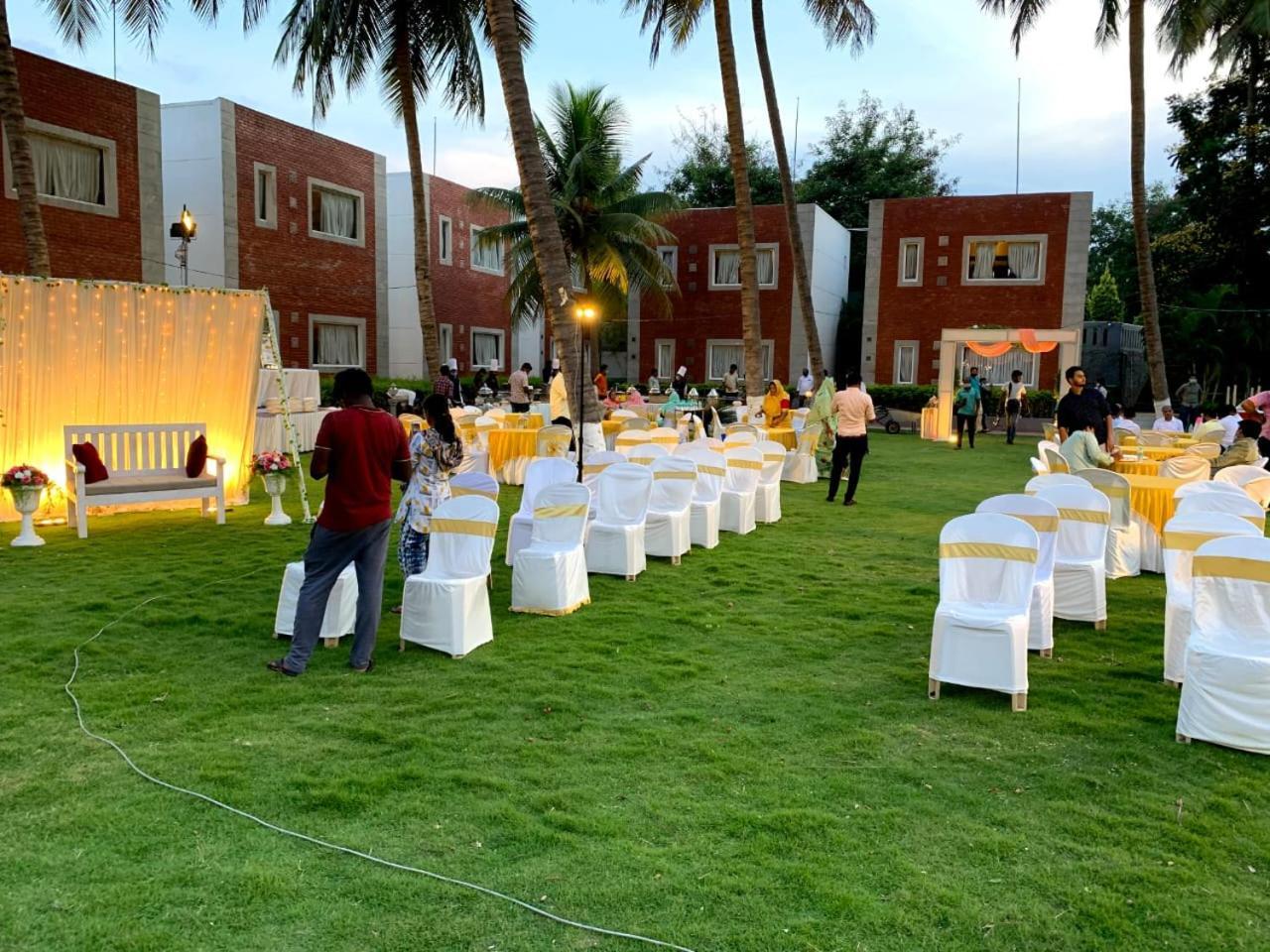 Celebrity Resort - Near Isha Yoga Alāndurai Zewnętrze zdjęcie